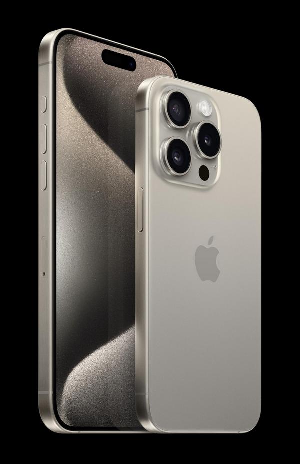iPhone 15 Pro Max có những nâng cấp đáng giá nhất trong 4 phiên bản của iPhone 15 series